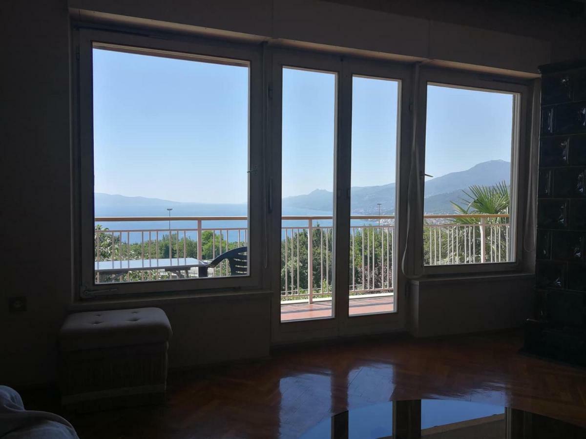 Appartement Apartman Buky à Matulji Extérieur photo